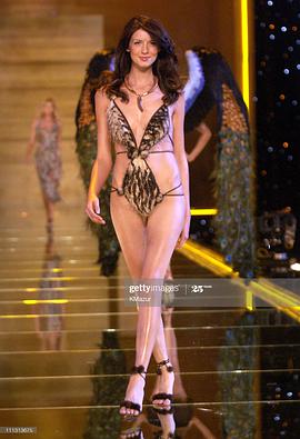 你被鸡胸肉万能夸大图片 巨乳